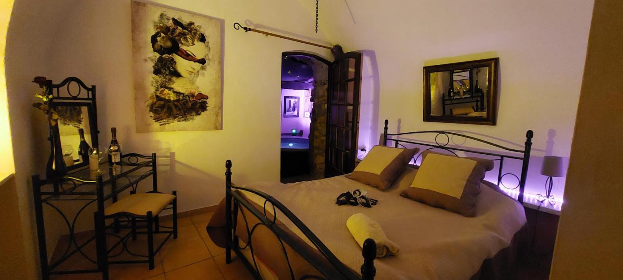 Chambre Love Romantique Avec Spa Privee Calvi  Exterior foto
